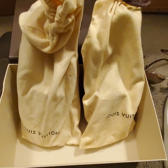 Flats with box, receipt and original cloth protect - Picture 2 of 5